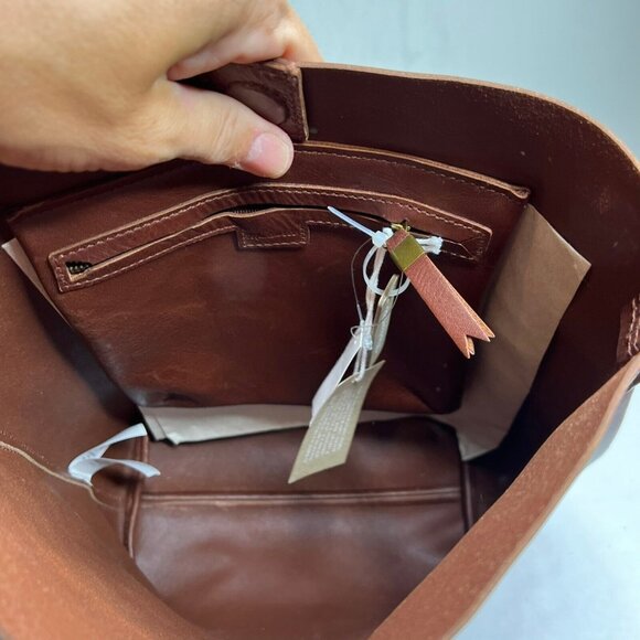 Madewell Rich Brown Leather bucket tote - Picture 9 of 14